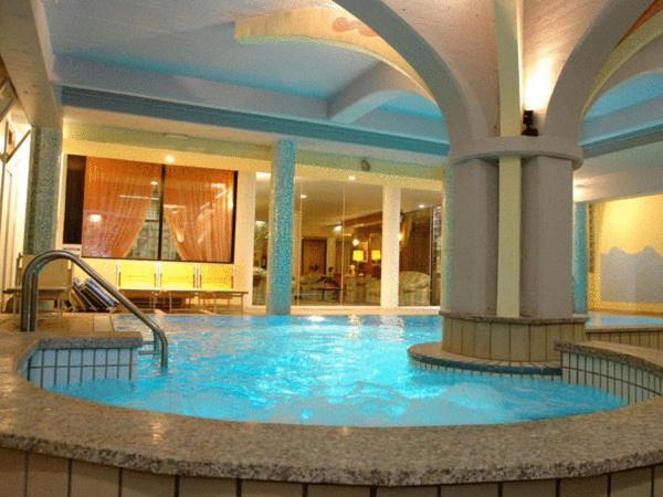 Hotel Ferrari Salsomaggiore Terme Dış mekan fotoğraf